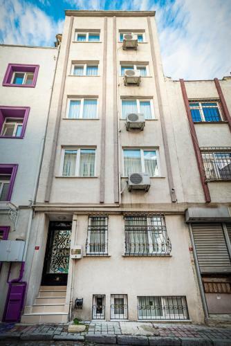Carina Apart Hotel