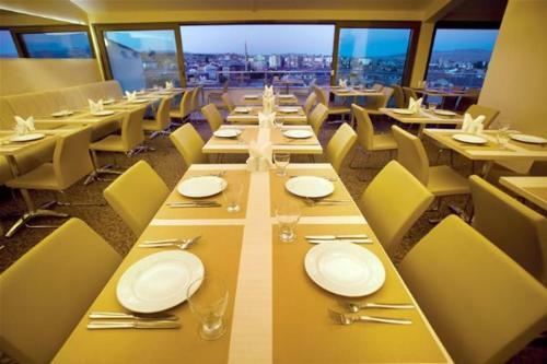 S?vas Hotel Nevv