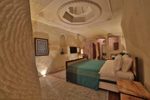 Hotel Taru Cave Suites