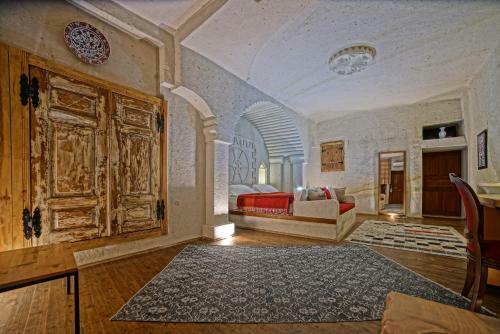 Hotel Taru Cave Suites