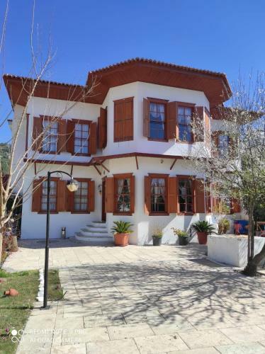 Hotel Meltem Hanim Kona?i