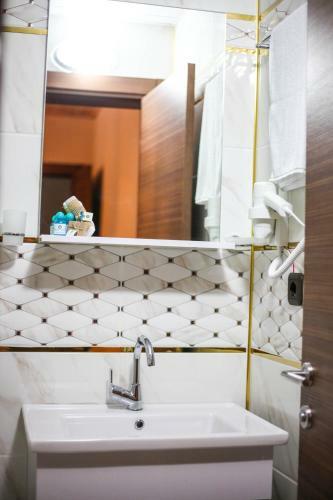 Apartamento Ravza Otel Uzung�l