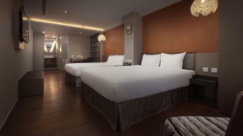 Fine Hotel