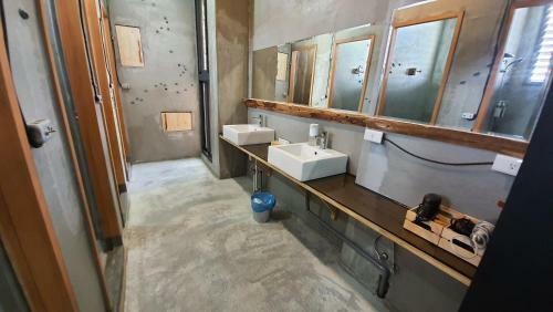Diandian Hostel