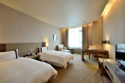 Shinkansen Grand Hotel
