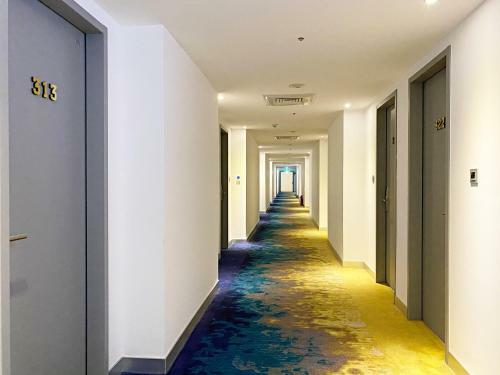 Fengjia Jinrui Hotel