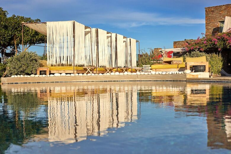 Hotel Aigis Suites