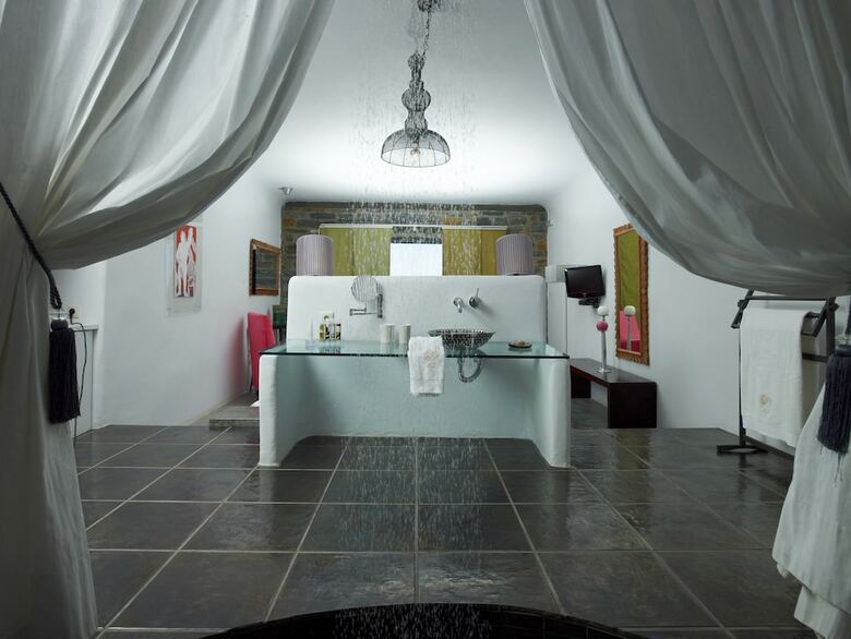 Hotel Aigis Suites