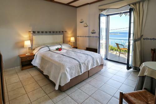 Argo Hotel