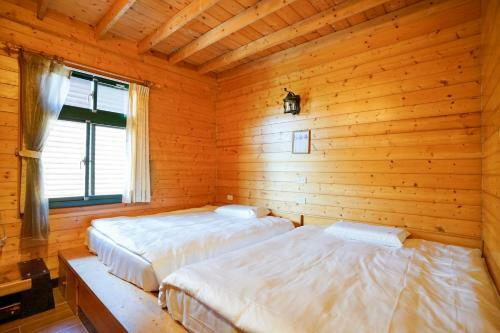 Cloud Falls Resort