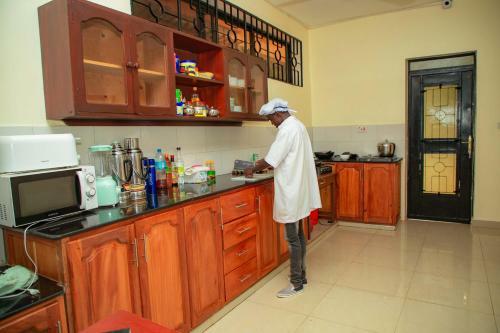 Kilimanjaro White House Hotel