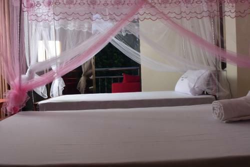 Kilimanjaro White House Hotel