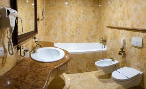 Hotel Iv�ncs� Birtok