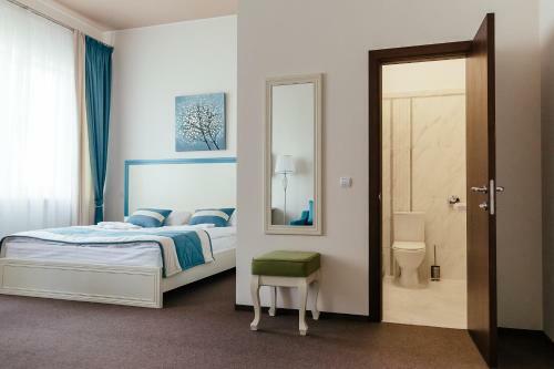 Hotel ??????? ??? ????