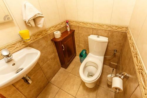 Huge 3 Bedroom Apartment Next To Gulliver & Synagogue