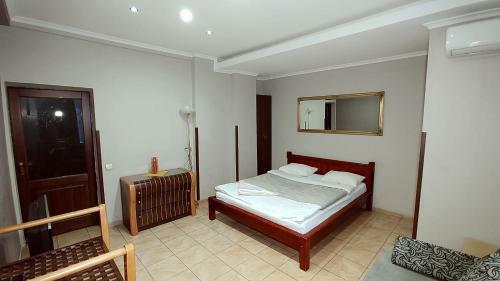 Apartamento Three Bedroom. 54 Khreshchatyk St. Centre Of Kiev