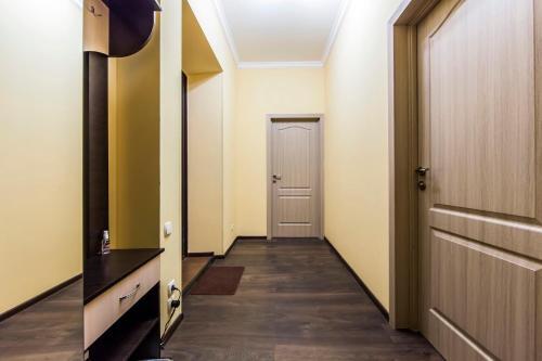 2-room Apartment Near Khreshchatyk And Golden Gate