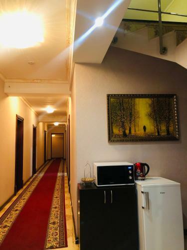 Hotel ?2