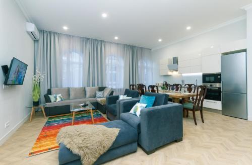 V&v Luxury Apartments (Arena City,maydan)