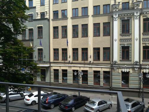 Hotel Grand Apartments
