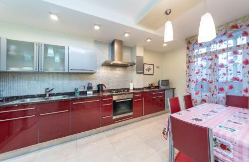 Livoberezhna Apartments V&v Group
