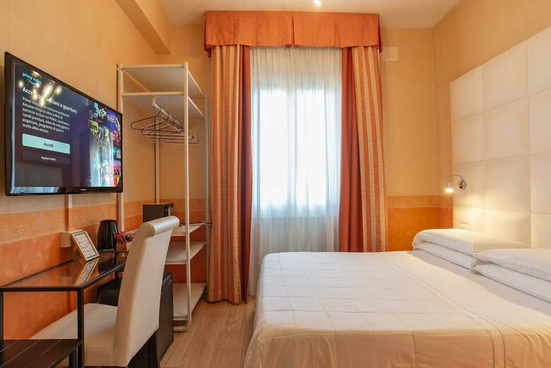 Hotel Jane