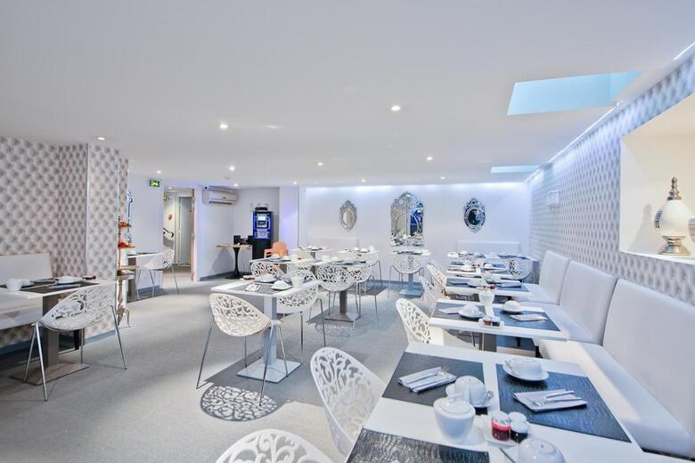 Nouvel Hotel Kinzy