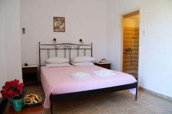 Artemon Hotel