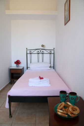 Artemon Hotel