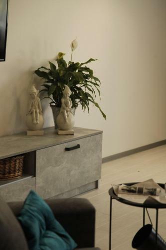 Apartamento Uzhorod 3 Room Lovely House