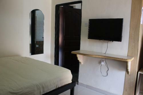 Hotel Tita Tourist Resort
