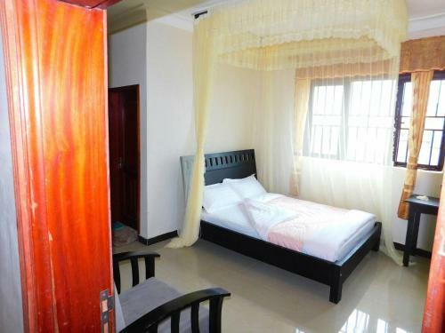 Range Lands Hotel
