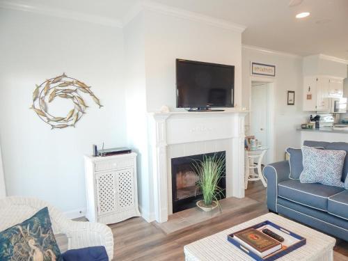 042 North Shore Home