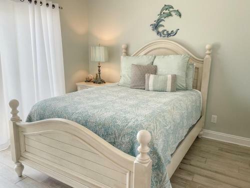 059 Dauphin Tale Home