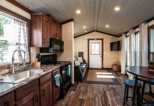 Coosa Cottage At River Rocks Landing Bungalow