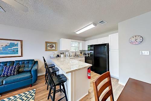 Apartamento New Listing! Blue Heron East On Lagoon Duplex