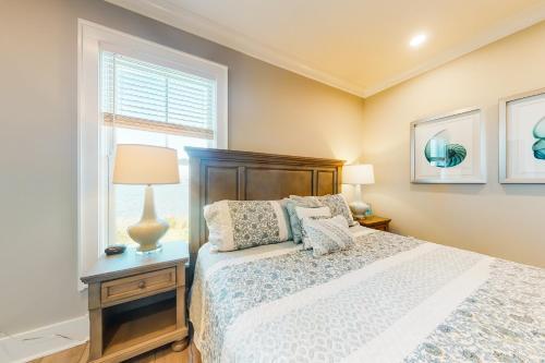 West Side Cottage #q - Coastal Casa