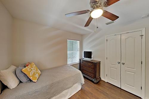 1387 W Lagoon Ave Home