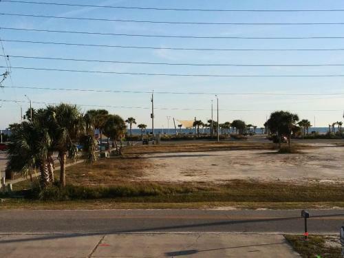 H_the Boardwalk...ch Hangout A Home