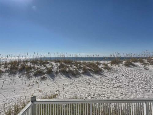 Erica's Sandpiper By Meyer Vacation Rentals