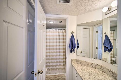 Apartamento Cozy Beachfront Escape With Pool And Gulf Access!