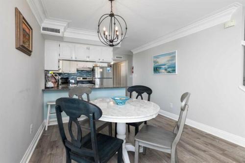 Aqua 99 By Meyer Vacation Rentals