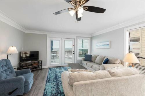 Aqua 99 By Meyer Vacation Rentals