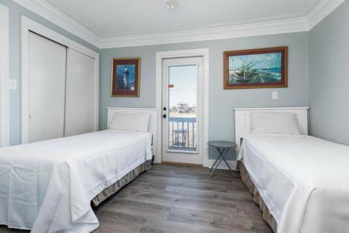 Aqua 99 By Meyer Vacation Rentals