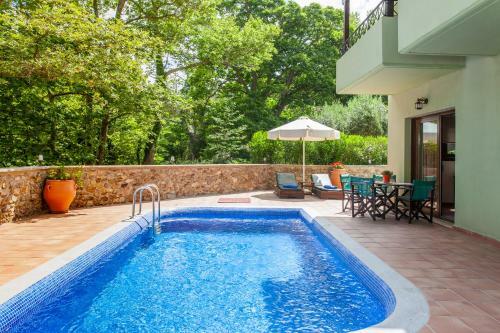 Arhontika Villas