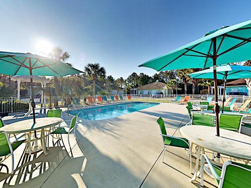Apartamento ?nature?s Haven? - Updated Condo W/ Pool & Lake Condo