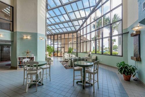 Hotel Phoenix Viii By Brett Robinson Vacations