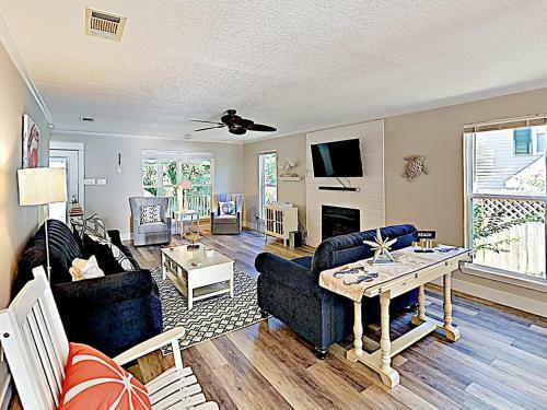New Listing! Coastal Remodel ? Near Bay Home