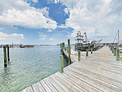 New Listing! Coastal Remodel ? Near Bay Home