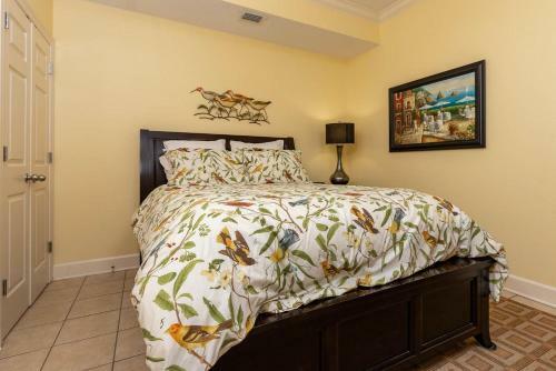 Hotel Phoenix On The Bay 2 By Brett Robinson Vacations